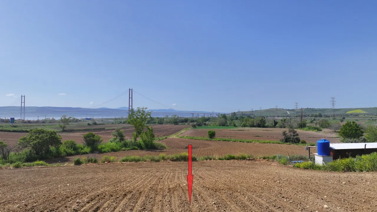 ÇANAKKALE GELİBOLU SÜTLÜCEDE 505m2 KÖPRÜ MANZARALI ARSA - görsel 12