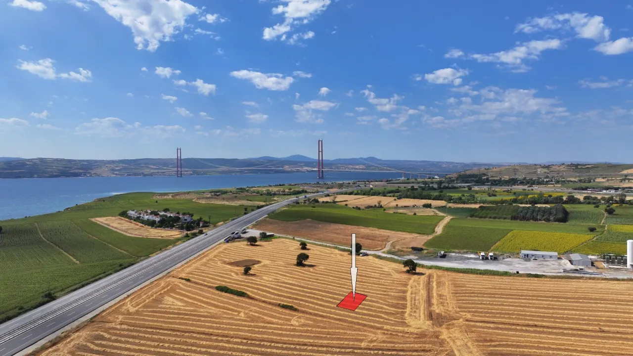 ÇANAKKALE GELİBOLU SÜTLÜCE'DE KÖPRÜ VE BOĞAZ MANZARALI 258m2 ARSA - görsel 2
