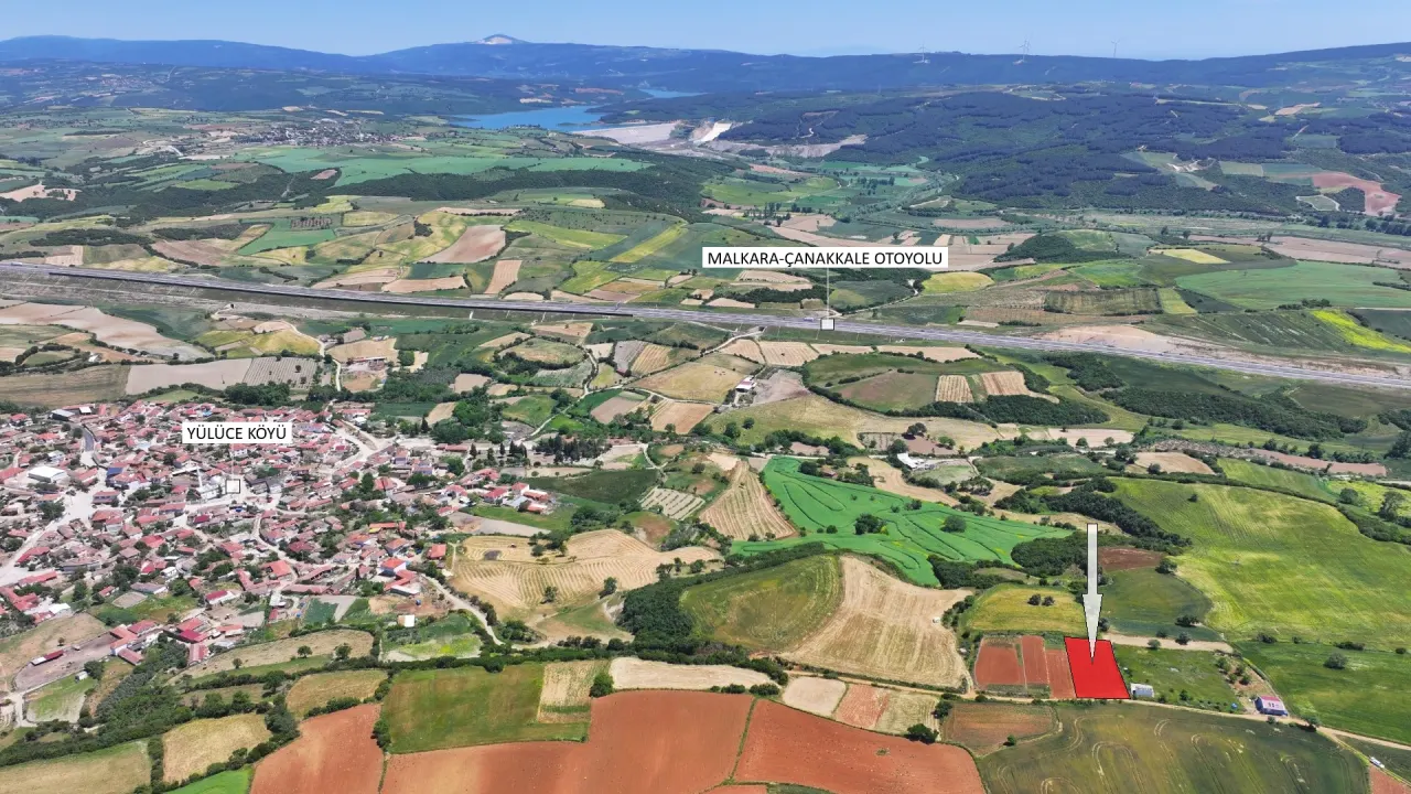 ÇANAKKALE GELİBOLU YÜLÜCE KÖYE YAKIN 1,064m2 TARLA