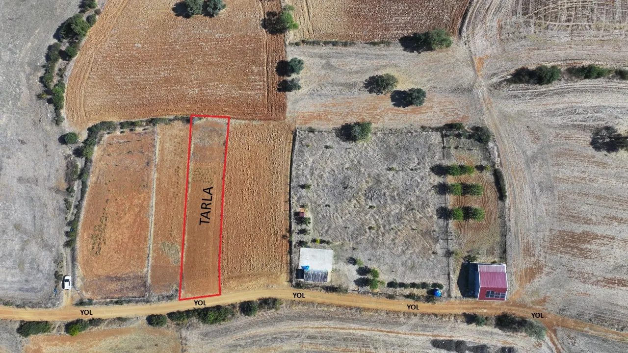 ÇANAKKALE GELİBOLU YÜLÜCEDE KÖYE YAKIN KONUMDA 608m2 TARLA - görsel 12