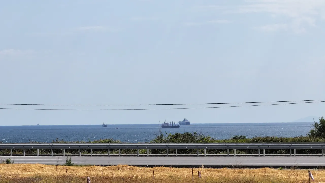ÇANAKKALE GELİBOLU SÜTLÜCE'DE KÖPRÜ VE BOĞAZ MANZARALI 258m2 ARSA - görsel 13