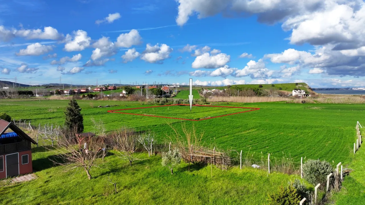 ÇANAKKALE GELİBOLU SÜTLÜCE'DE KÖPRÜ MANZARALI 929m2 TARLA - görsel 8