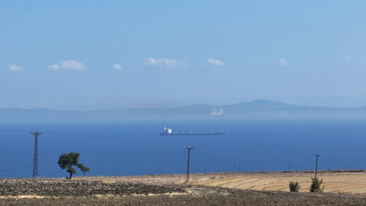 ÇANAKKALE GELİBOLU DEMİRTEPE'DE DENİZ MANZARALI 18,470m2 TARLA. - görsel 8
