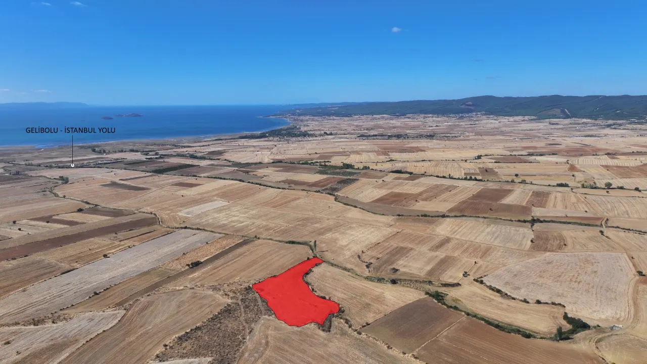 GELİBOLU SÜLEYMANİYEDE MÜSTAKİL TAPULU DENİZ MANZARALI 15,591m2 TARLA