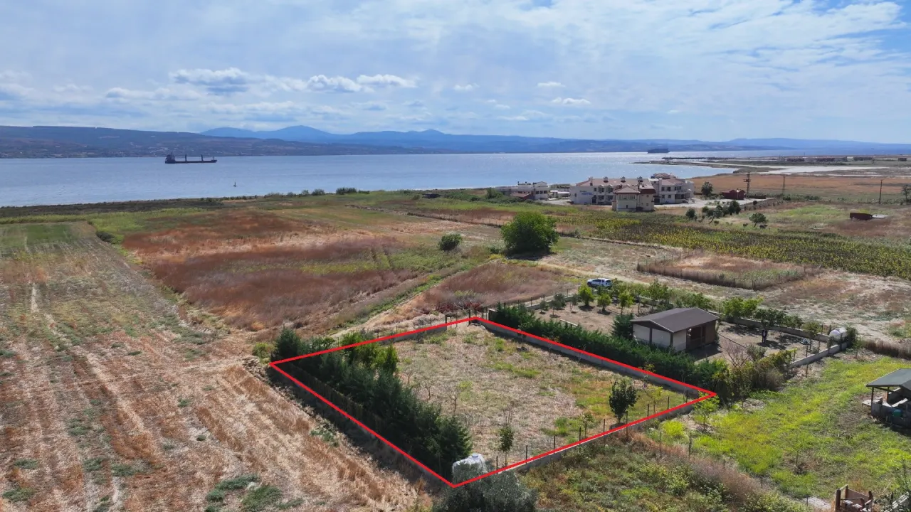 GELİBOLU SÜTLÜCE 875m2 KÖPRÜ VE DENİZ MANZARALI ARSA - görsel 7