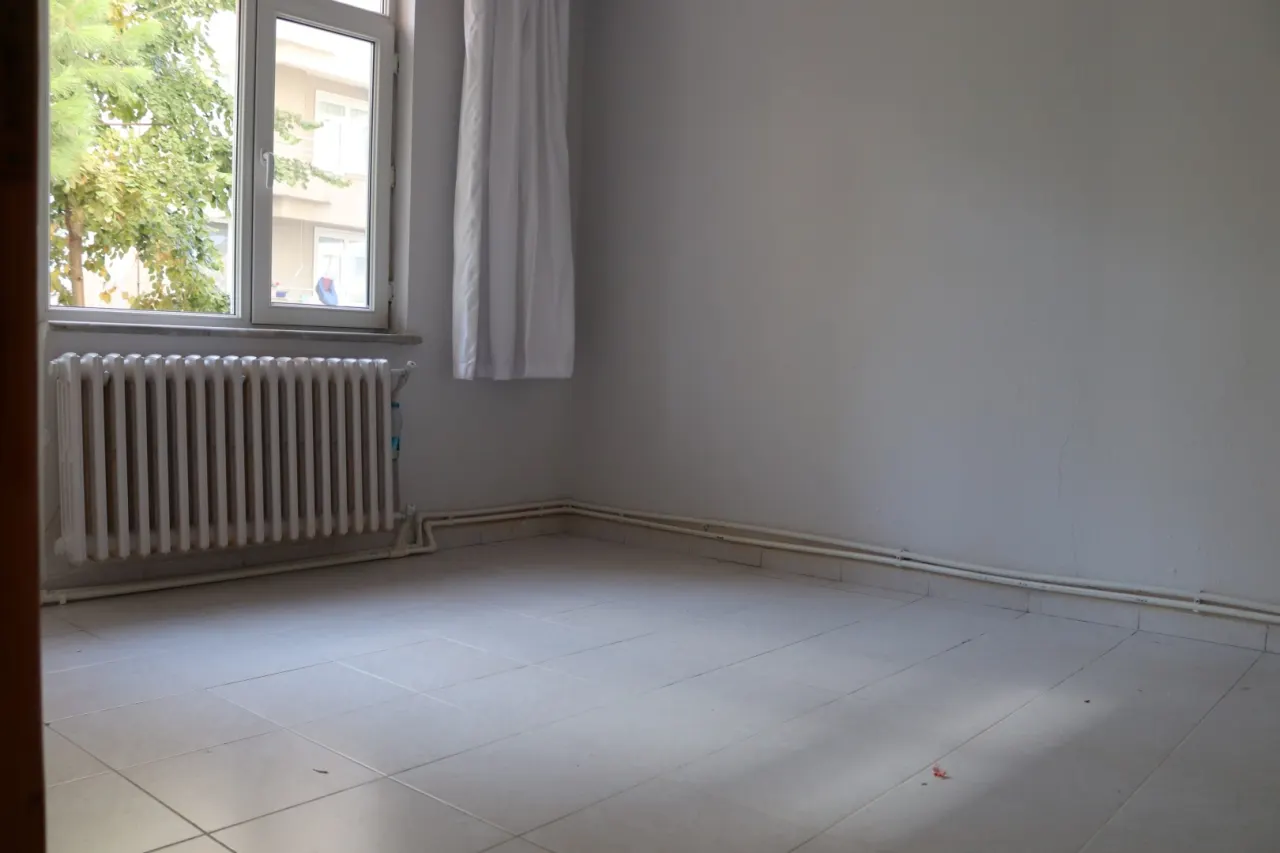 GELİBOLU HAMZAKOY SARMAŞIKLI’DA 3+1 GİRİŞ KAT SATILIK DAİRE - görsel 16