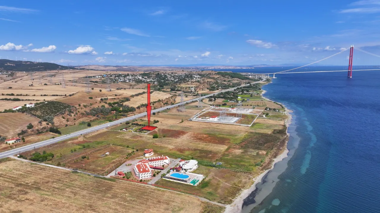 GELİBOLU SÜTLÜCE 875m2 KÖPRÜ VE DENİZ MANZARALI ARSA - görsel 5