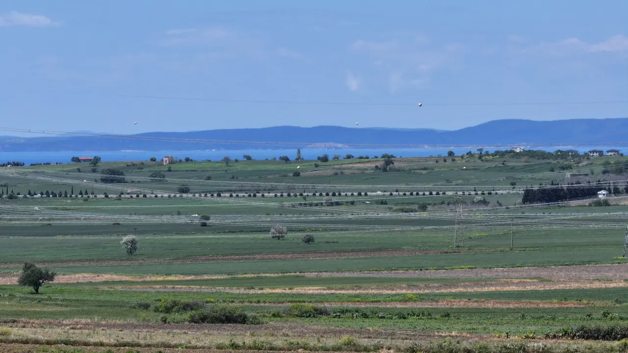 ÇANAKKALE GELİBOLU DEMİRTEPE'DE 14,223m2 MÜSTAKİL TAPULU TARLA - görsel 16