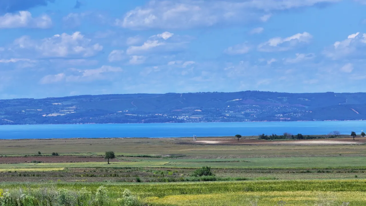 ÇANAKKALE GELİBOLU BOLAYIRDA ANAYOLA CEPHE 10,004m2 TARLA - görsel 12