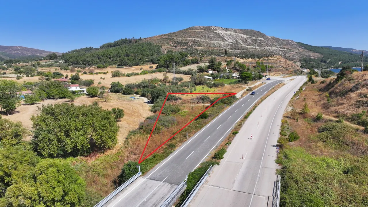 ÇANAKKALE GELİBOLU ILGARDERE'DE 1,183m2 YOLA CEPHE TARLA - görsel 9