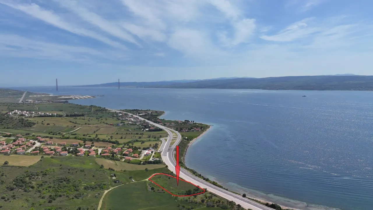 ÇANAKKALE GELİBOLU BURHANLI'DA DENİZ MANZARALI 4,408m2 ARSA - görsel 8