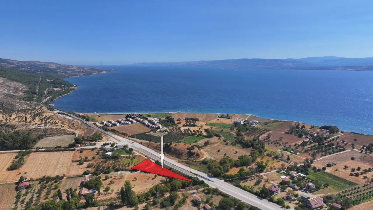 ÇANAKKALE GELİBOLU ILGARDERE'DE 1,183m2 YOLA CEPHE TARLA - görsel 2