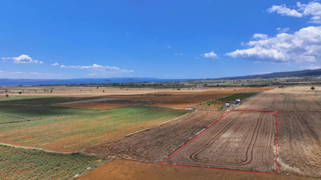 ÇANAKKALE GELİBOLU KALEALTINDA DENİZ MANZARALI 3,800m2 TARLA - görsel 24
