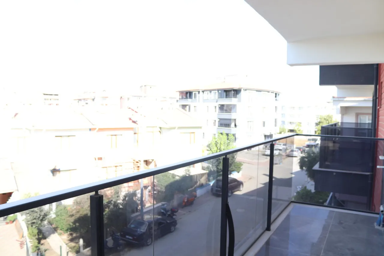 GELİBOLU’NUN EN GÖZDE LOKASYONLARINDAN BİRİNDE  ÖN CEPHE SIFIR  1+1   53 m² SATILIK DAİRE - görsel 14