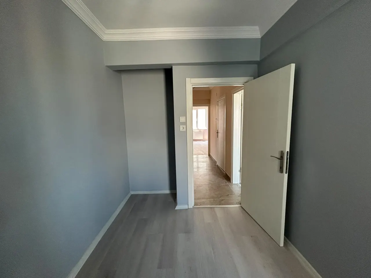 GELİBOLU ÇARŞI MERKEZİNDE 3+1 YENİ TADİLATLI SATILIK DAİRE - görsel 15