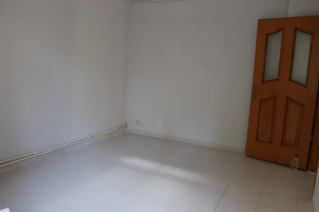 GELİBOLU HAMZAKOY SARMAŞIKLI’DA 3+1 GİRİŞ KAT SATILIK DAİRE - görsel 18