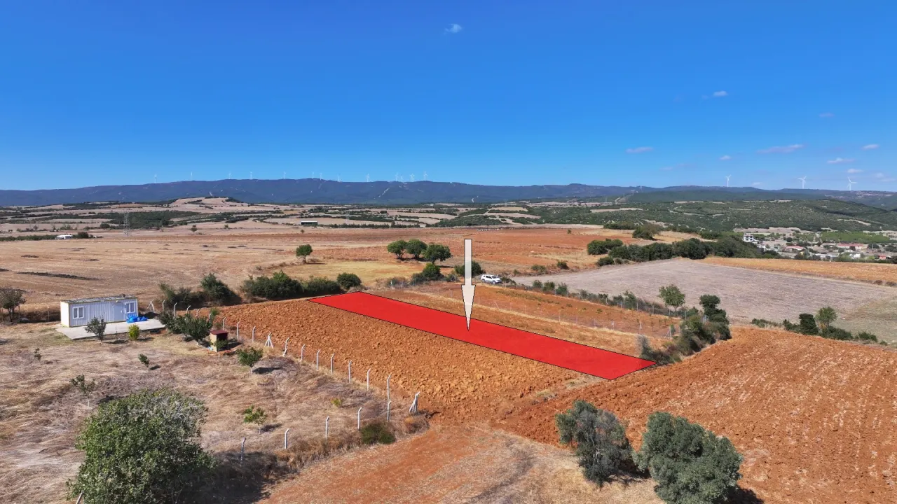 ÇANAKKALE GELİBOLU YÜLÜCEDE KÖYE YAKIN KONUMDA 608m2 TARLA - görsel 9