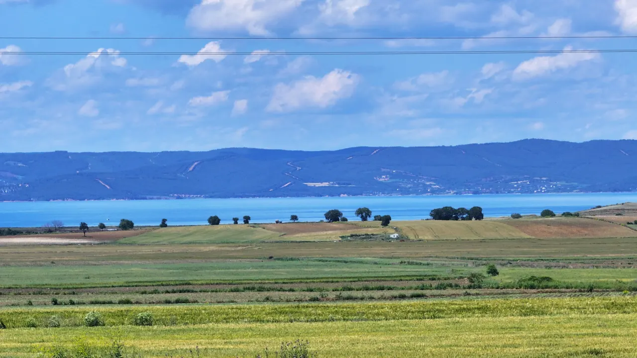 ÇANAKKALE GELİBOLU BOLAYIRDA ANAYOLA CEPHE 10,004m2 TARLA - görsel 13