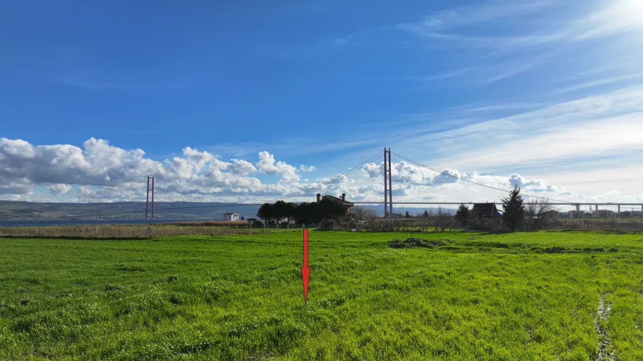 ÇANAKKALE GELİBOLU SÜTLÜCE'DE KÖPRÜ MANZARALI 929m2 TARLA - görsel 12