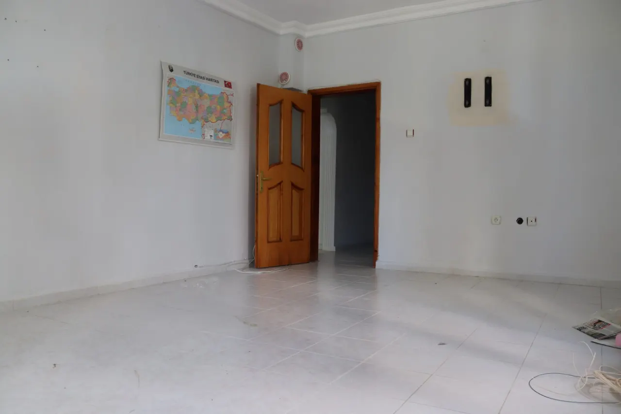 GELİBOLU HAMZAKOY SARMAŞIKLI’DA 3+1 GİRİŞ KAT SATILIK DAİRE - görsel 14