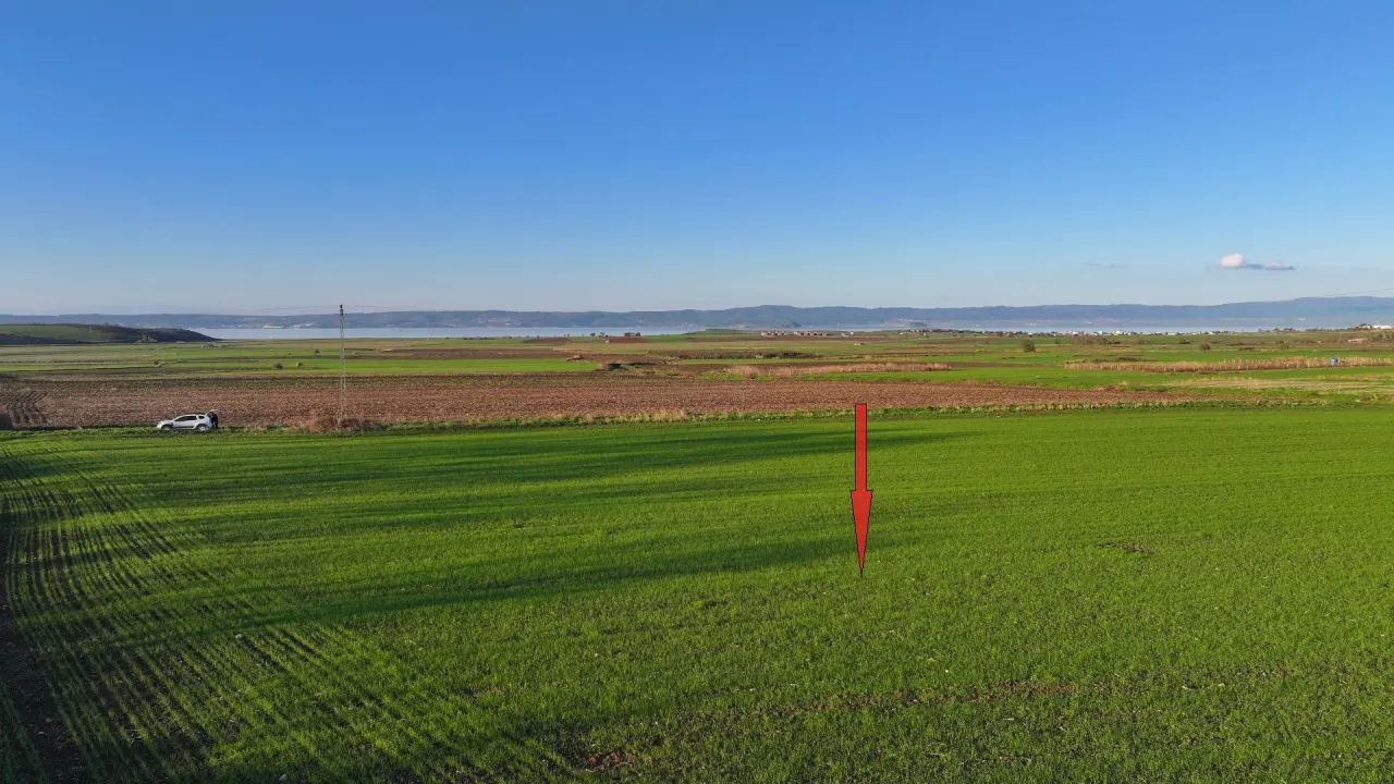 ÇANAKKALE GELİBOLU BOLAYIRDA ANAYOLA CEPHE 14,125m2 TARLA - görsel 2