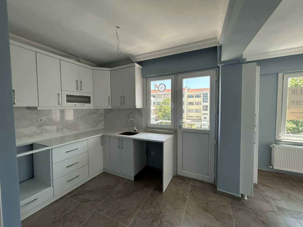 GELİBOLU ÇARŞI MERKEZİNDE 3+1 YENİ TADİLATLI SATILIK DAİRE - görsel 7