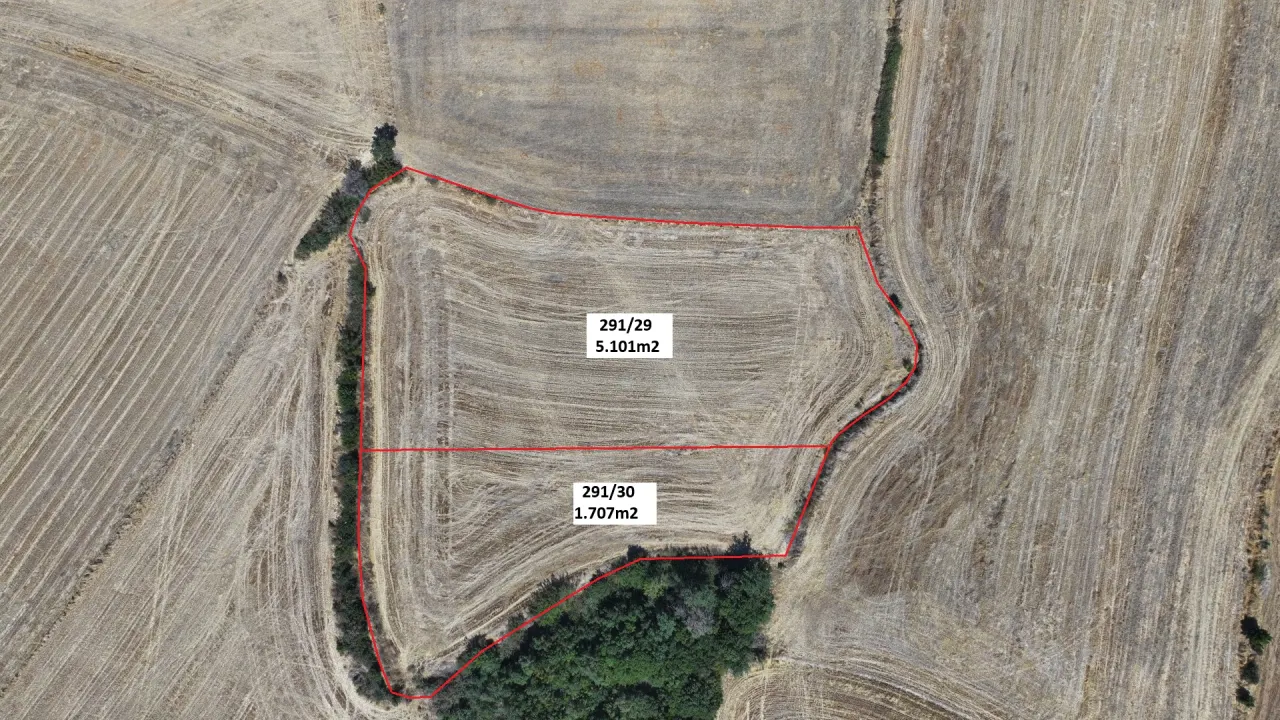 ÇANAKKALE GELİBOLU YÜLÜCE'DE KÖYE YAKIN MESAFEDE 6,808m2 TARLA - görsel 4