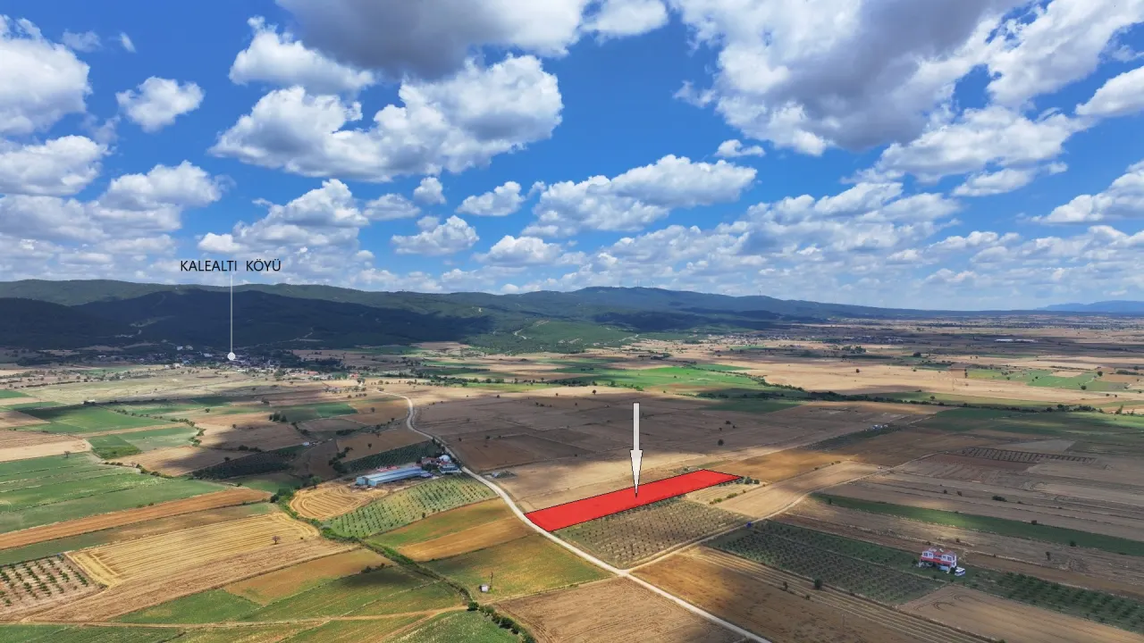 GELİBOLU KALEALTI KÖYÜNDE DENİZ MANZARALI 8,266m2 TARLA - görsel 3