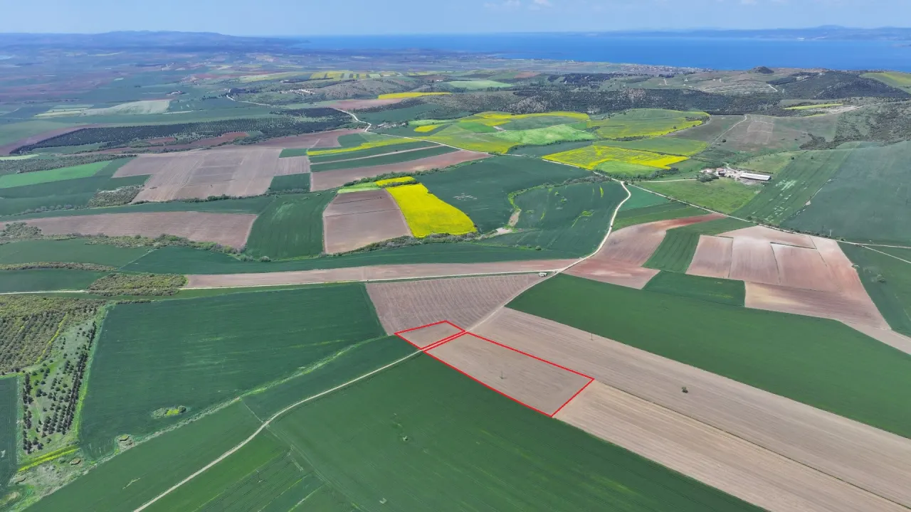 ÇANAKKALE GELİBOLU DEMİRTEPE'DE DENİZ MANZARALI 18,470m2 TARLA. - görsel 9