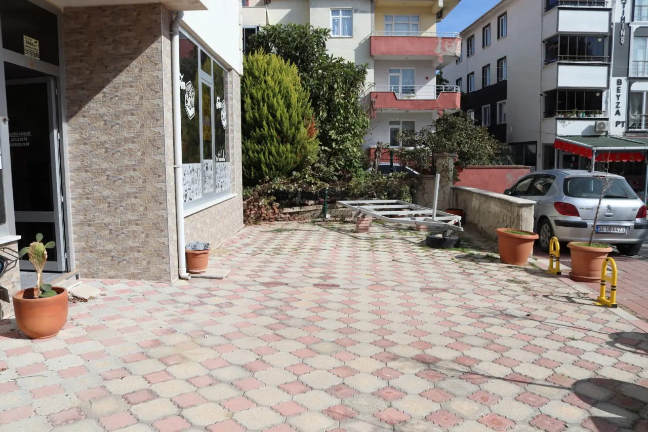 GELİBOLU YUNUS EMLAKTAN SATILIK KÖŞE DÜKKAN - görsel 2