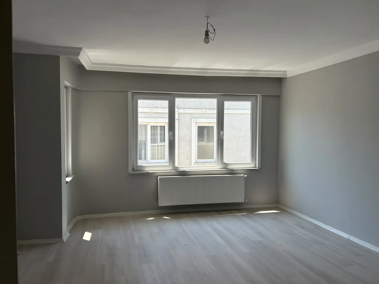 GELİBOLU ÇARŞI MERKEZİNDE 3+1 YENİ TADİLATLI SATILIK DAİRE - görsel 4