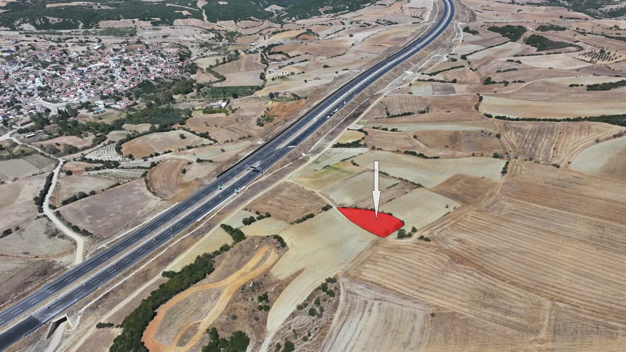 GELİBOLU YÜLÜCE'DE MÜSTAKİL TAPULU 1,477m2 TARLA - görsel 5