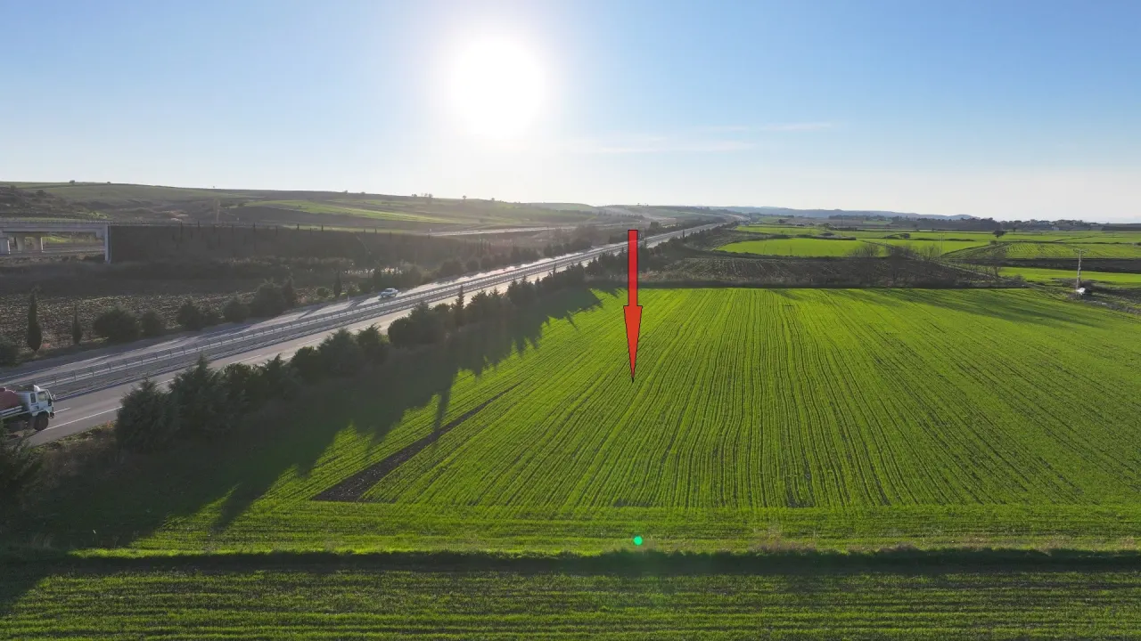 ÇANAKKALE GELİBOLU BOLAYIRDA ANAYOLA CEPHE 14,125m2 TARLA - görsel 14