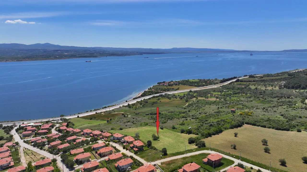 ÇANAKKALE GELİBOLU BURHANLI'DA BOĞAZ MANZARALI 8,062m2 TARLA - görsel 23