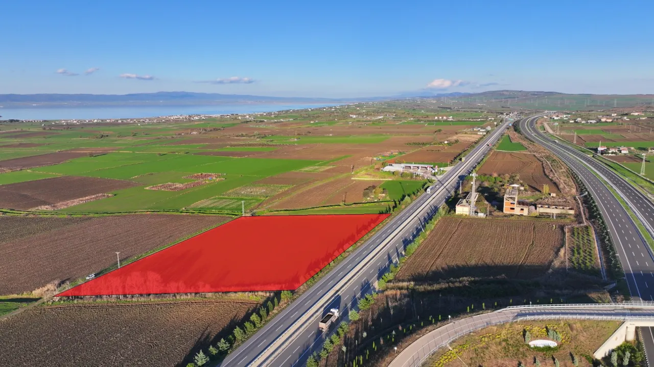 ÇANAKKALE GELİBOLU BOLAYIRDA ANAYOLA CEPHE 14,125m2 TARLA - görsel 19