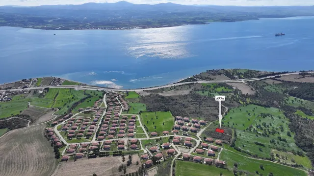 ÇANAKKALE GELİBOLU BURHANLI'DA BOĞAZ MANZARALI 508m2 ARSA