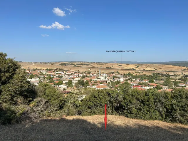 ÇANAKKALE GELİBOLU YÜLÜCE'DE 704m2 MÜSTAKİL TAPULU İMARLI ARSA